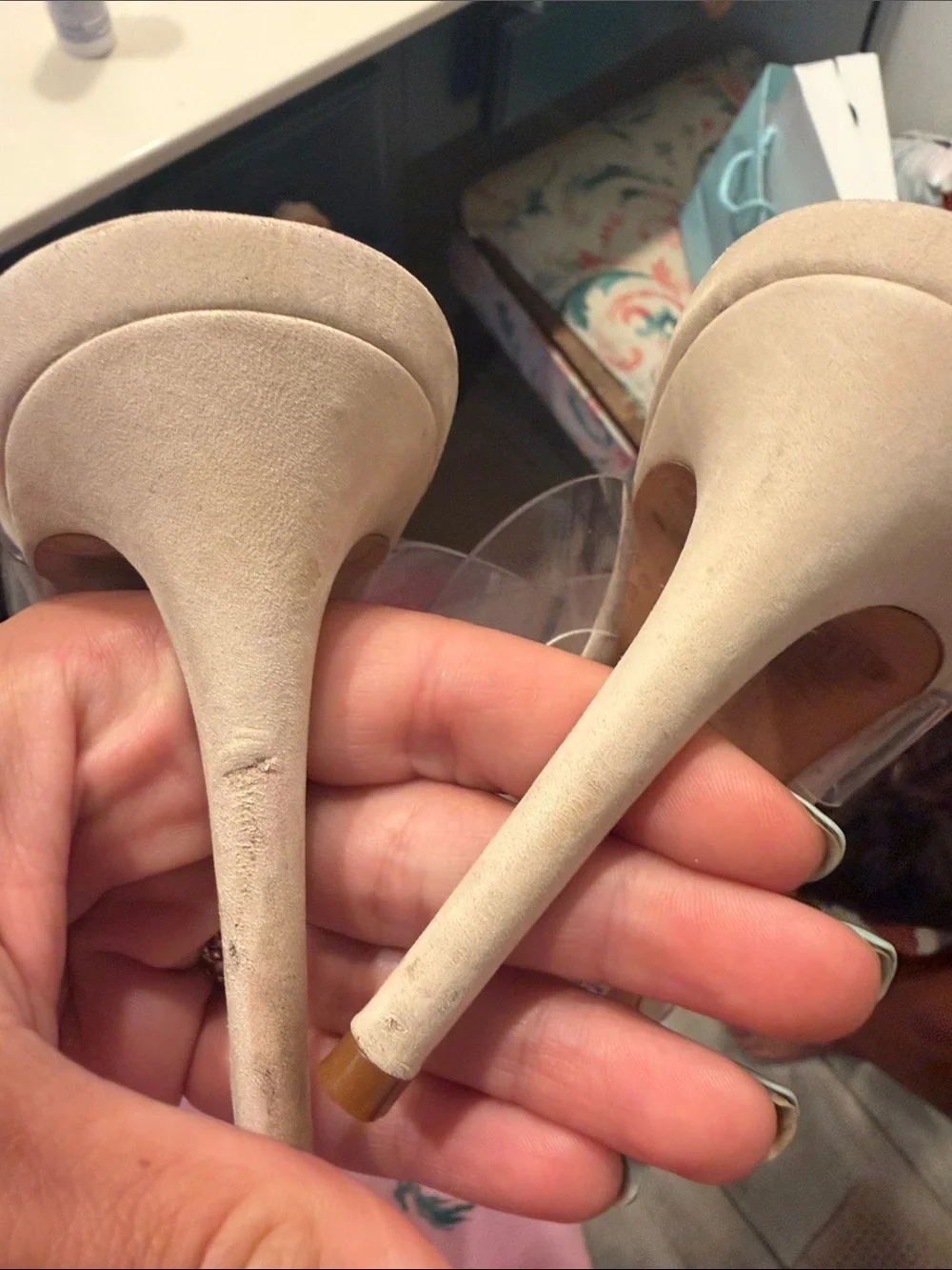 Ariella Suede Sandal in Oyster